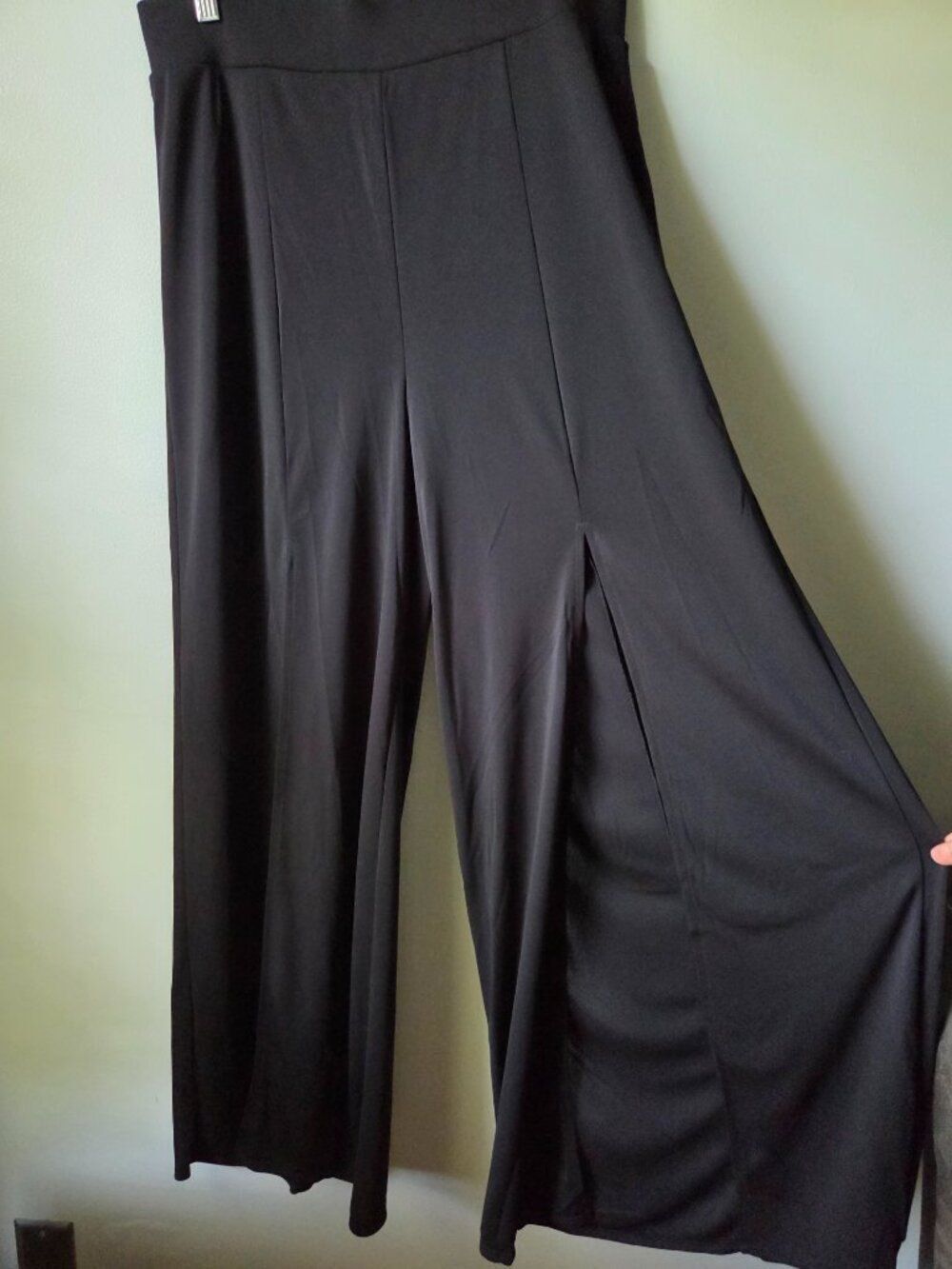 NWT FOREVER 21 + BLACK FLOWY SLIT WIDE LEG PANTS SIZE 0X